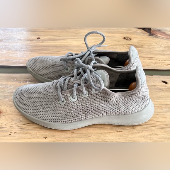 All Birds Eucalyptus Tree Runner Beige Gray Colorway - Picture 2 of 10